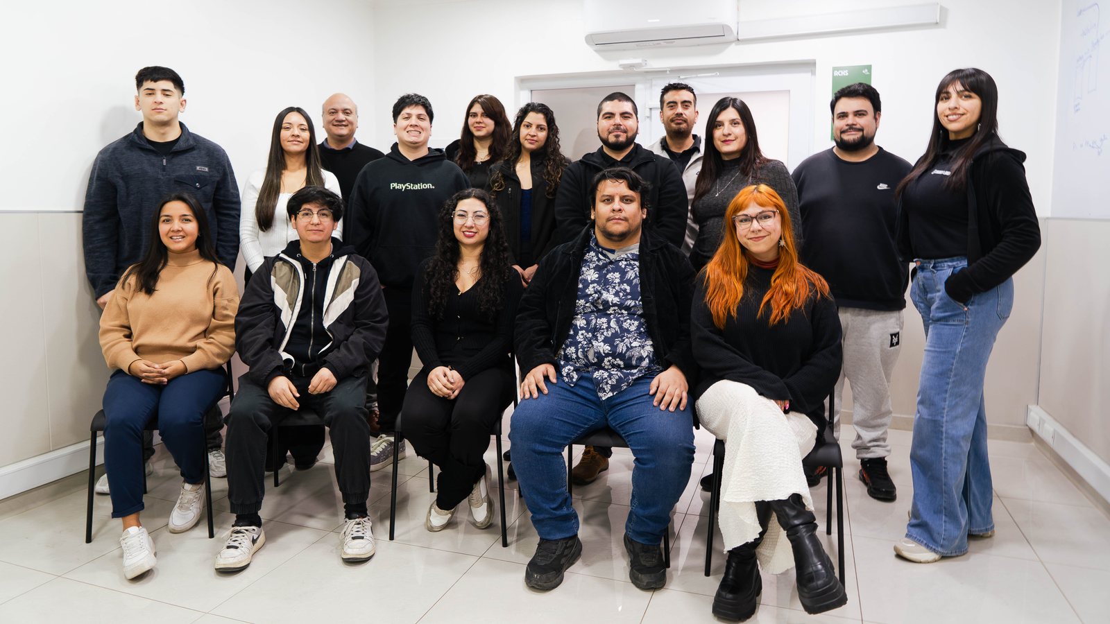 Equipo TaskFlow en fotografía grupal
